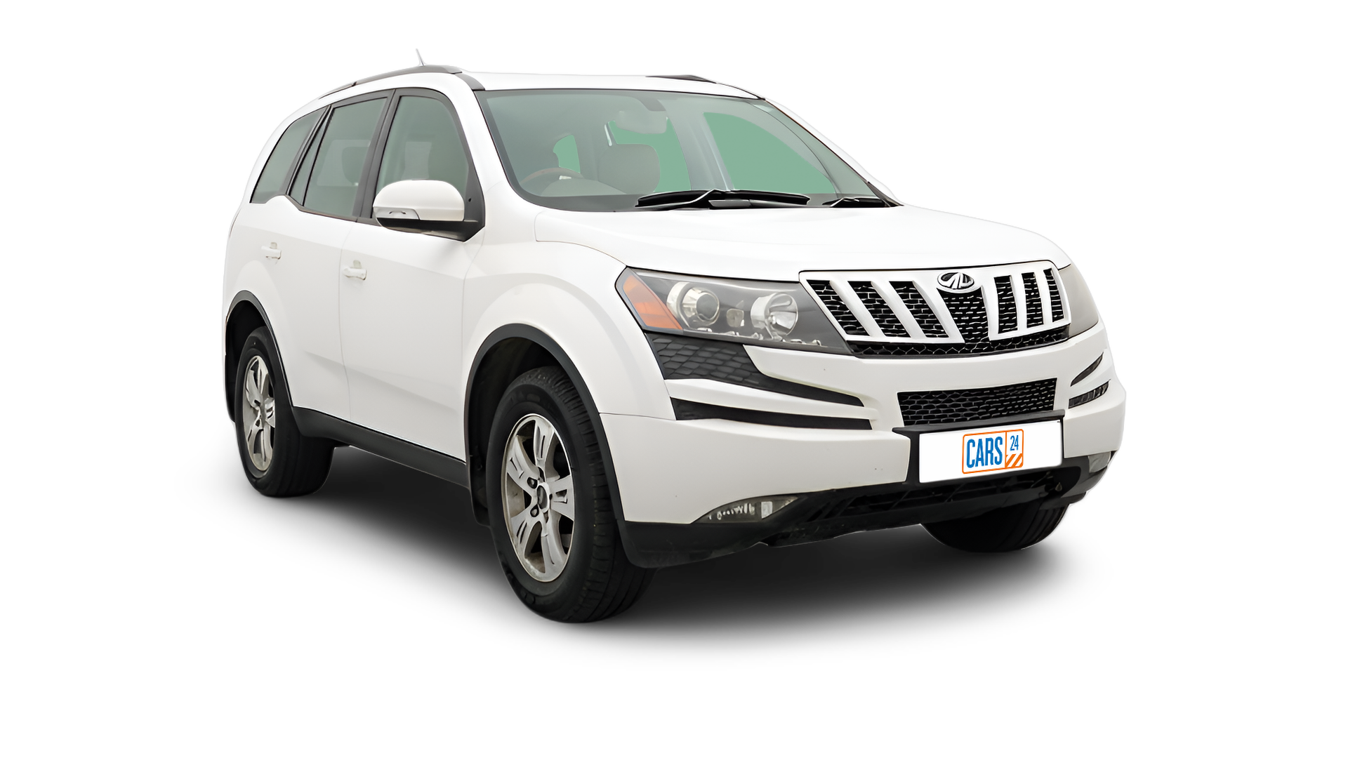 Mahindra XUV500-img